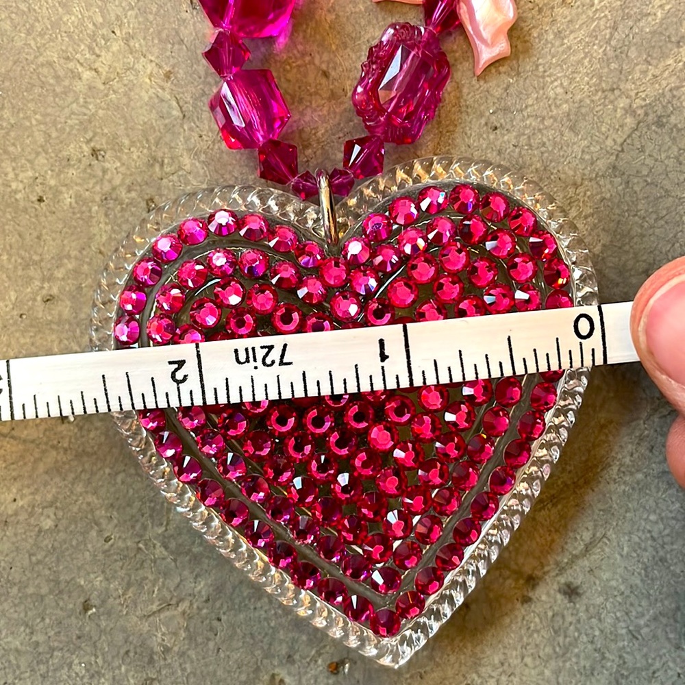 Tarina Tarantino pink Swarovski rhinestone Valentines Day heart necklace XL - Picture 13 of 17